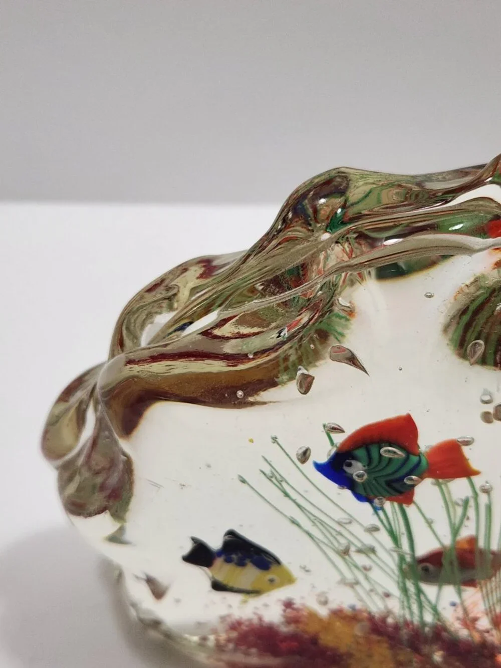 Vintage Signed Murano Glass Aquarium 6-Fish Sculpture Wave Molded Label #7726